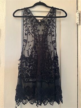 Black Crochet Lace Sleeveless Tunic